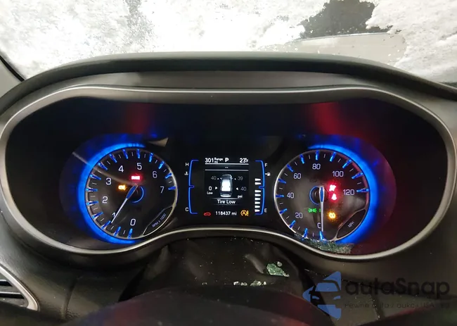 2C4RC1BG0LR113729: 44184812