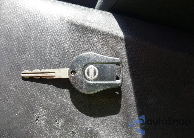 JN8AS5MT4FW674307: 44184813