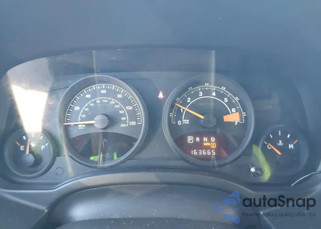 1C4NJDBB7FD135390: 44184869