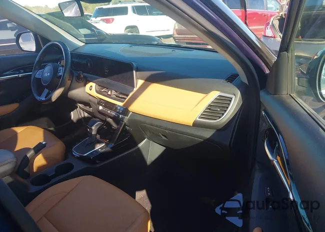 KNDER2AA2R7624613: 44185001