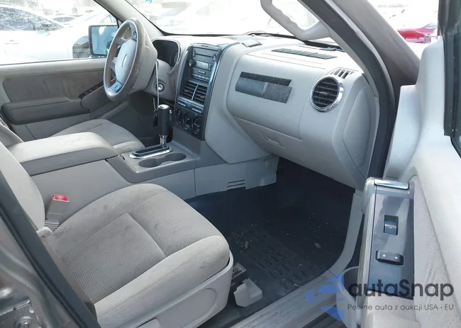 1FMEU31K97UA04820: 44184026