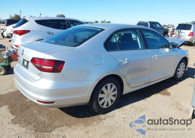 3VW267AJ6GM330205: 44184027