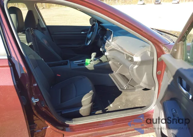 1N4BL4DV4SN310922: 44184045