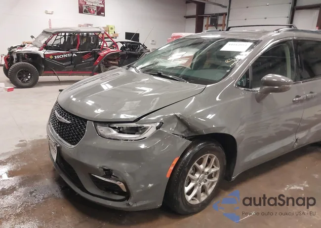 2C4RC1BG3NR197578: 44184081