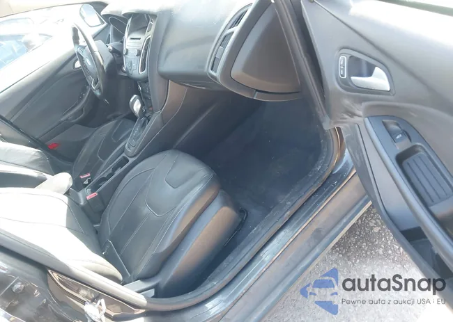 1FADP3K26FL319851: 44184094