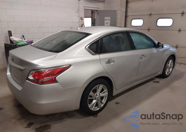 1N4AL3AP5FC122858: 44184096