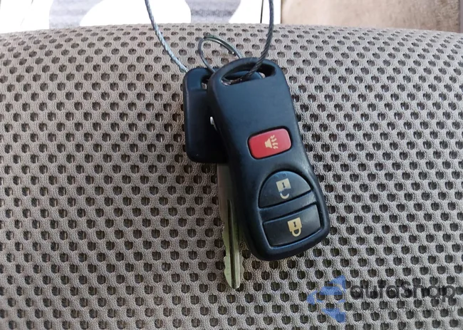 1N6AD0ER4CC462027: 44184104