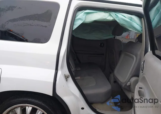 3GNCA23V09S558375: 44184124