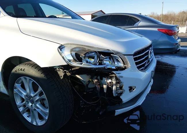 YV426MDB1F2586860: 44184156