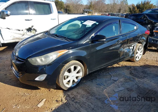 5NPDH4AE8DH393881: 44184211