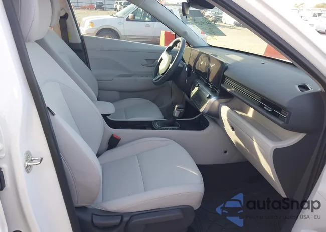 KM8HB3AB8RU112061: 44184227