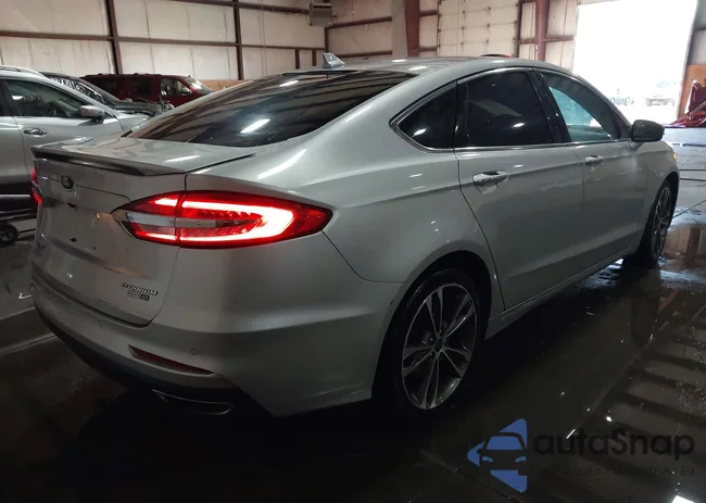 3FA6P0D98KR206478: 44184228