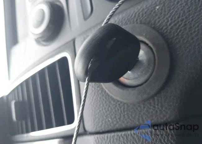 1FAHP2E82HG120075: 44184232