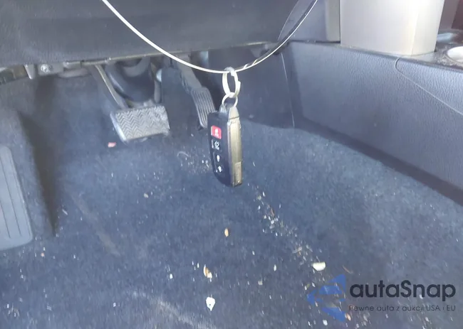 2T3YFREV8EW107326: 44184282