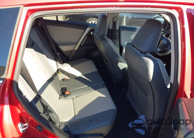 2T3YFREV8EW107326: 44184282