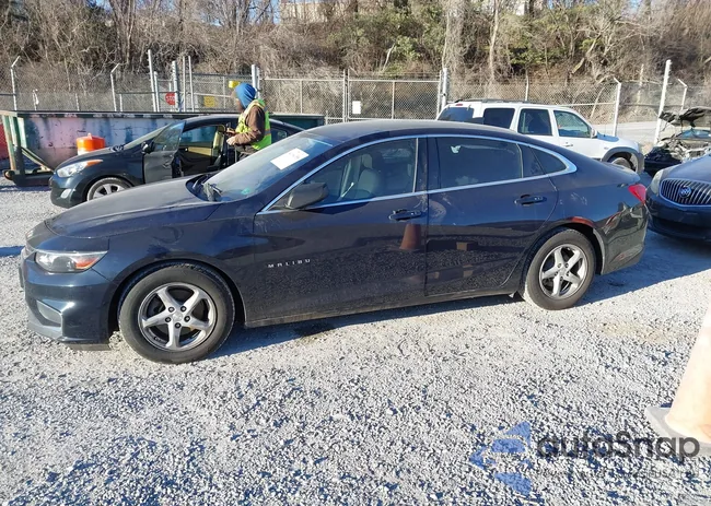 1G1ZB5ST4GF358692: 44184358