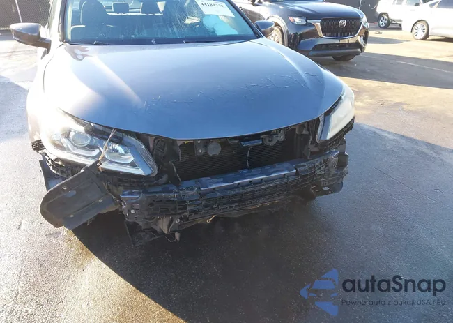 1HGCR2F39GA018860: 44184378