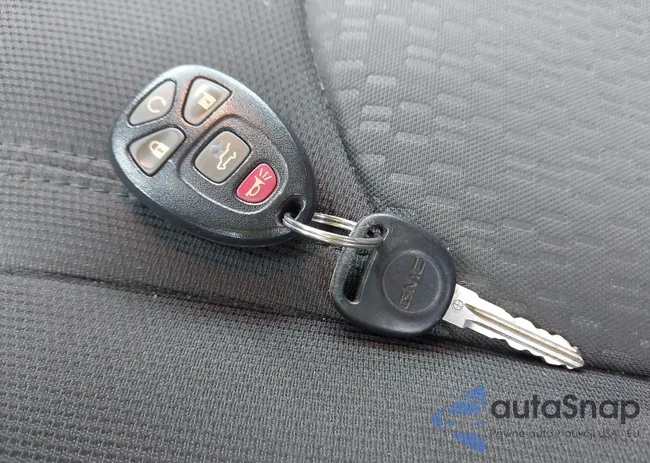 1GKLRLED4AJ180941: 44184382