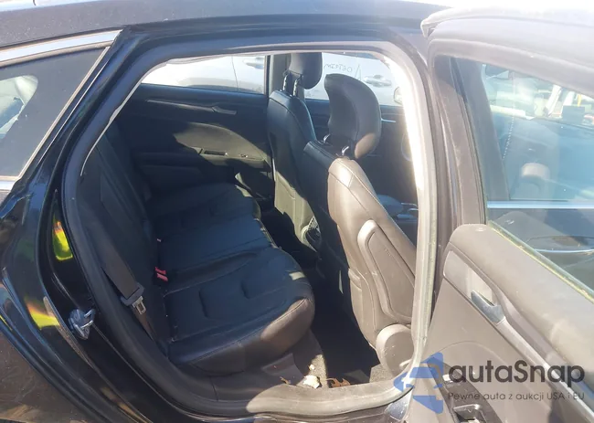 3FA6P0RU4DR382329: 44185419