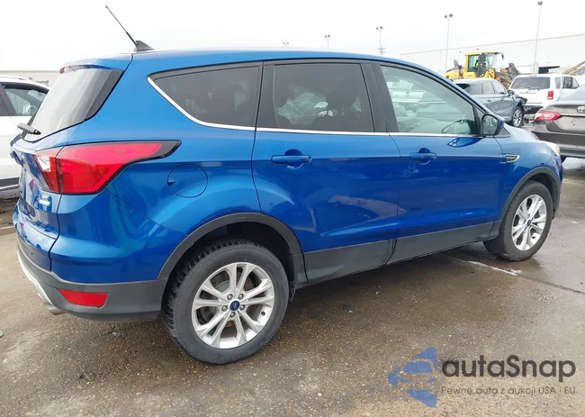 1FMCU0GD8KUB15558: 44185428