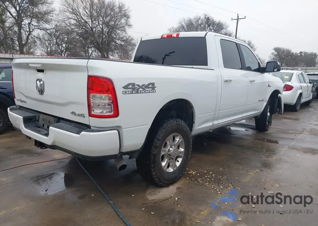 3C6UR5DL3NG382172: 44185480