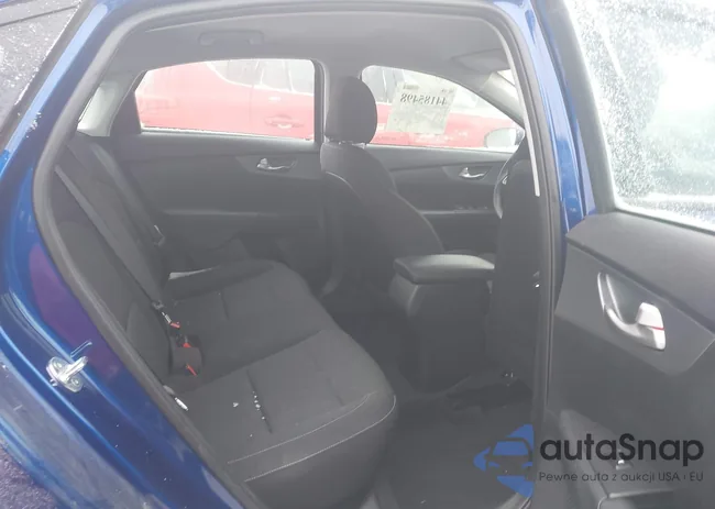 3KPF24AD5ME377191: 44185498