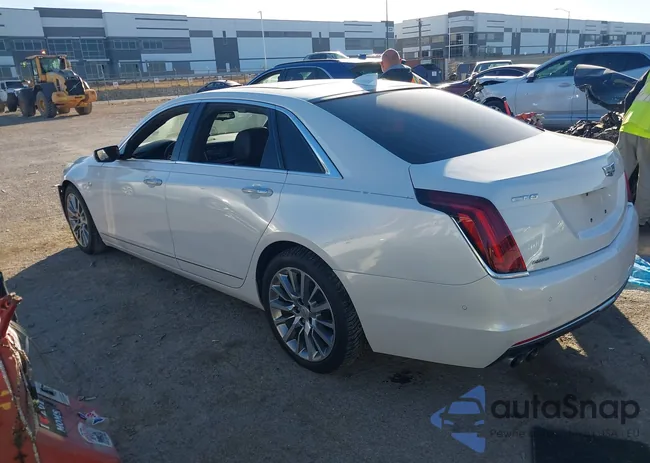 1G6KD5RSXJU158079: 44185510