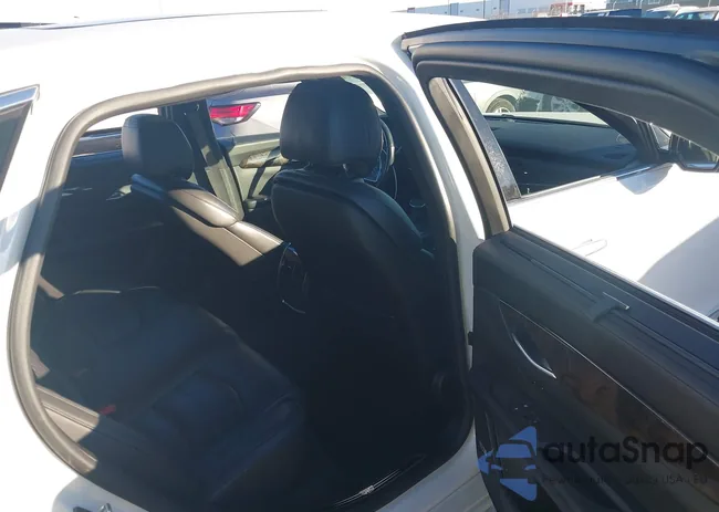 1G6KD5RSXJU158079: 44185510