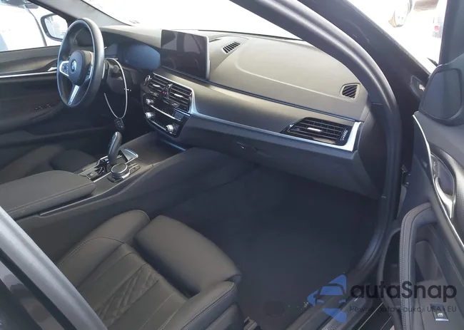 WBA53BH08PWY21297: 44185541