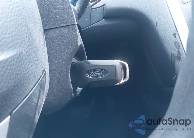 3FA6P0H74FR181240: 44185545