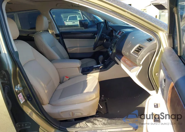 4S4BSBNC8F3283316: 44185556