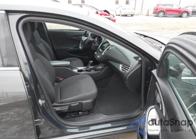 1G1ZE5STXHF284834: 44185575