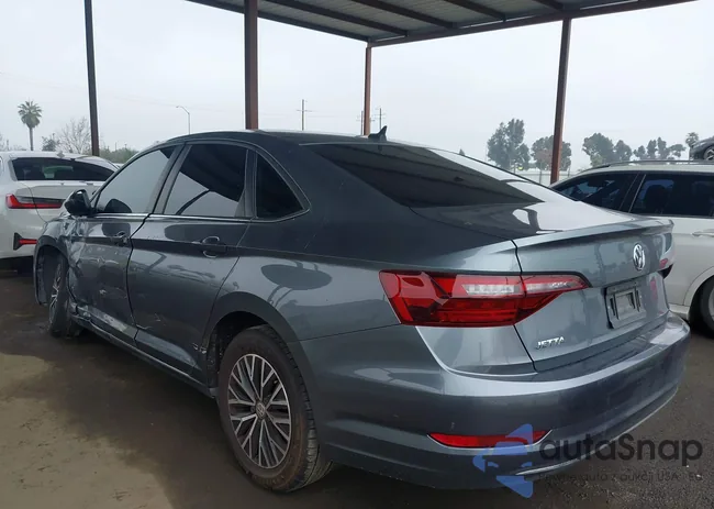 3VWC57BU3MM081339: 44185579