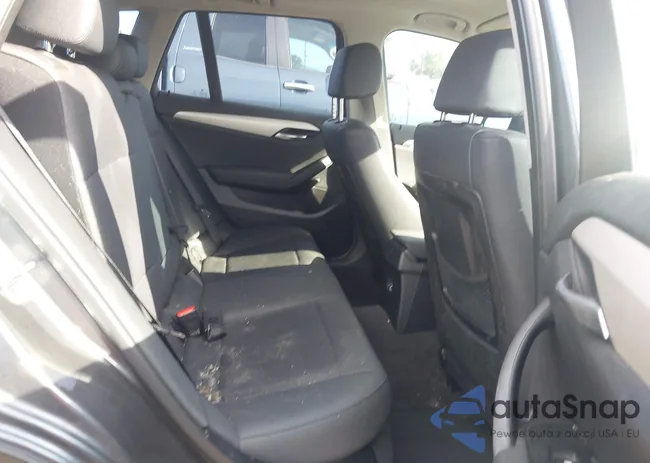 WBAVM1C53FV318159: 44185620