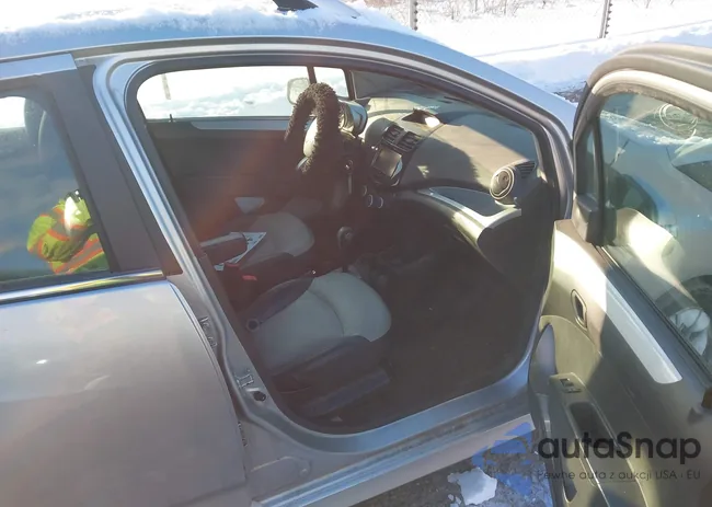 KL8CF6S96FC763702: 44185621