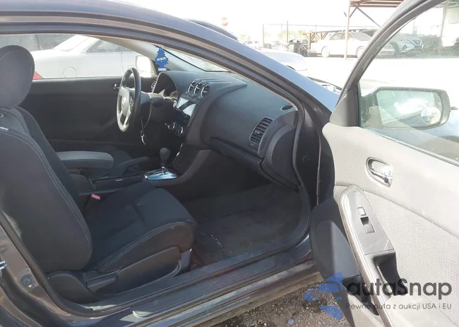 1N4AL2EP4CC208209: 44185622