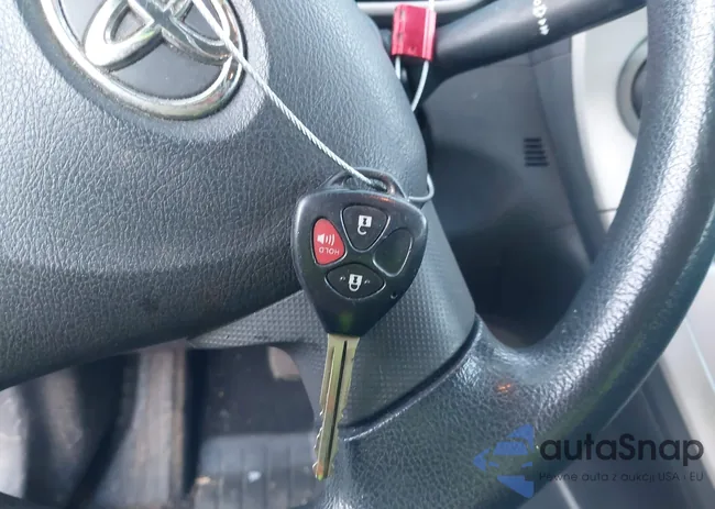 2T1KU40E09C145462: 44185649