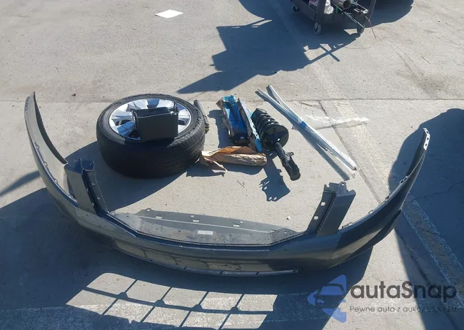 1HGCP2F80AA066353: 44185657