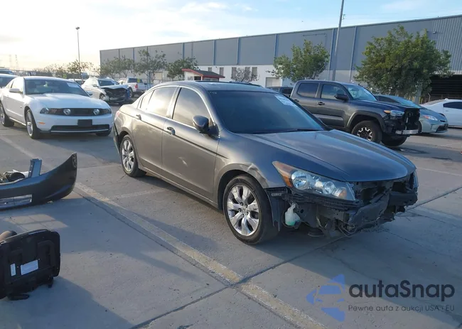 1HGCP2F80AA066353: 44185657