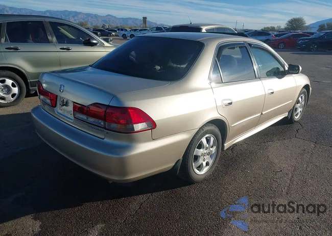 JHMCG56601C027960: 44185676