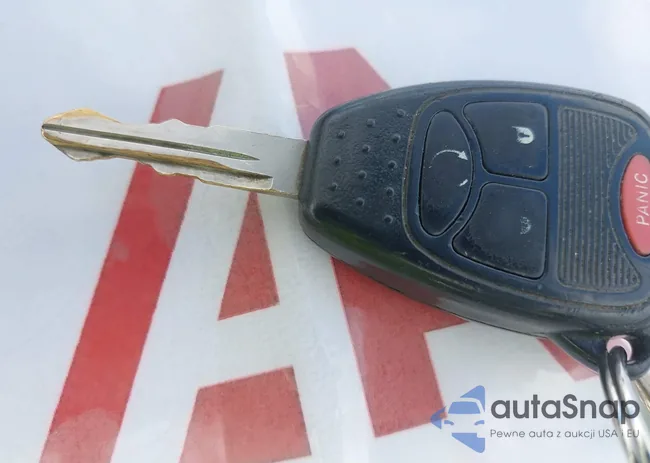 1C4NJRFB0DD114837: 44185709