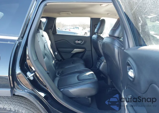 1C4PJMDB3JD535526: 44185726