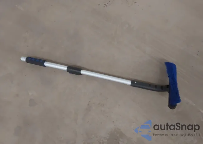 KNAGM4A77F5652113: 44185814