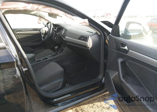 3VWC57BU1MM039915: 44185816