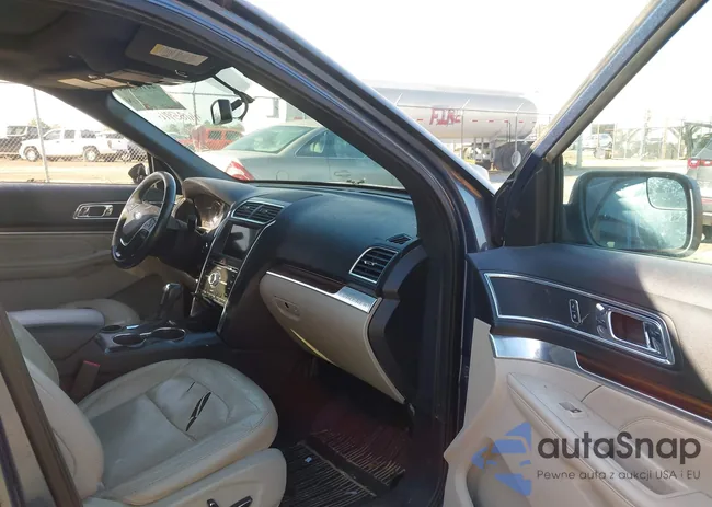 1FM5K7F82JGA28327: 44185916