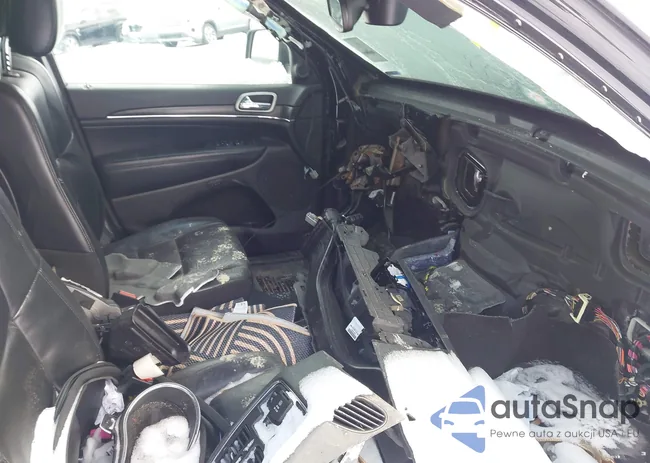 1C4RJFBGXJC252663: 44185031