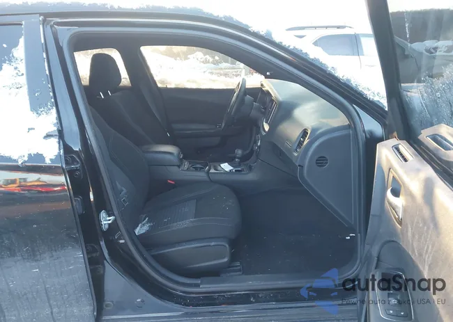 2C3CDXCT4JH321430: 44185068