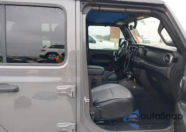 1C6JJTAM9NL136693: 44185093