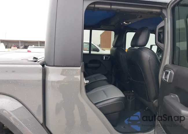 1C6JJTAM9NL136693: 44185093