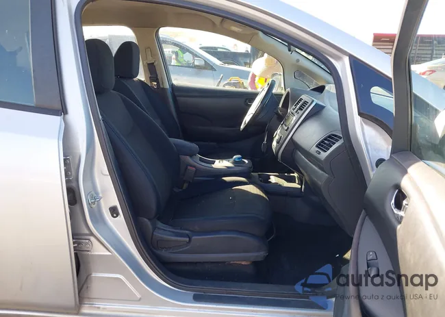 1N4AZ0CP5EC336323: 44185127